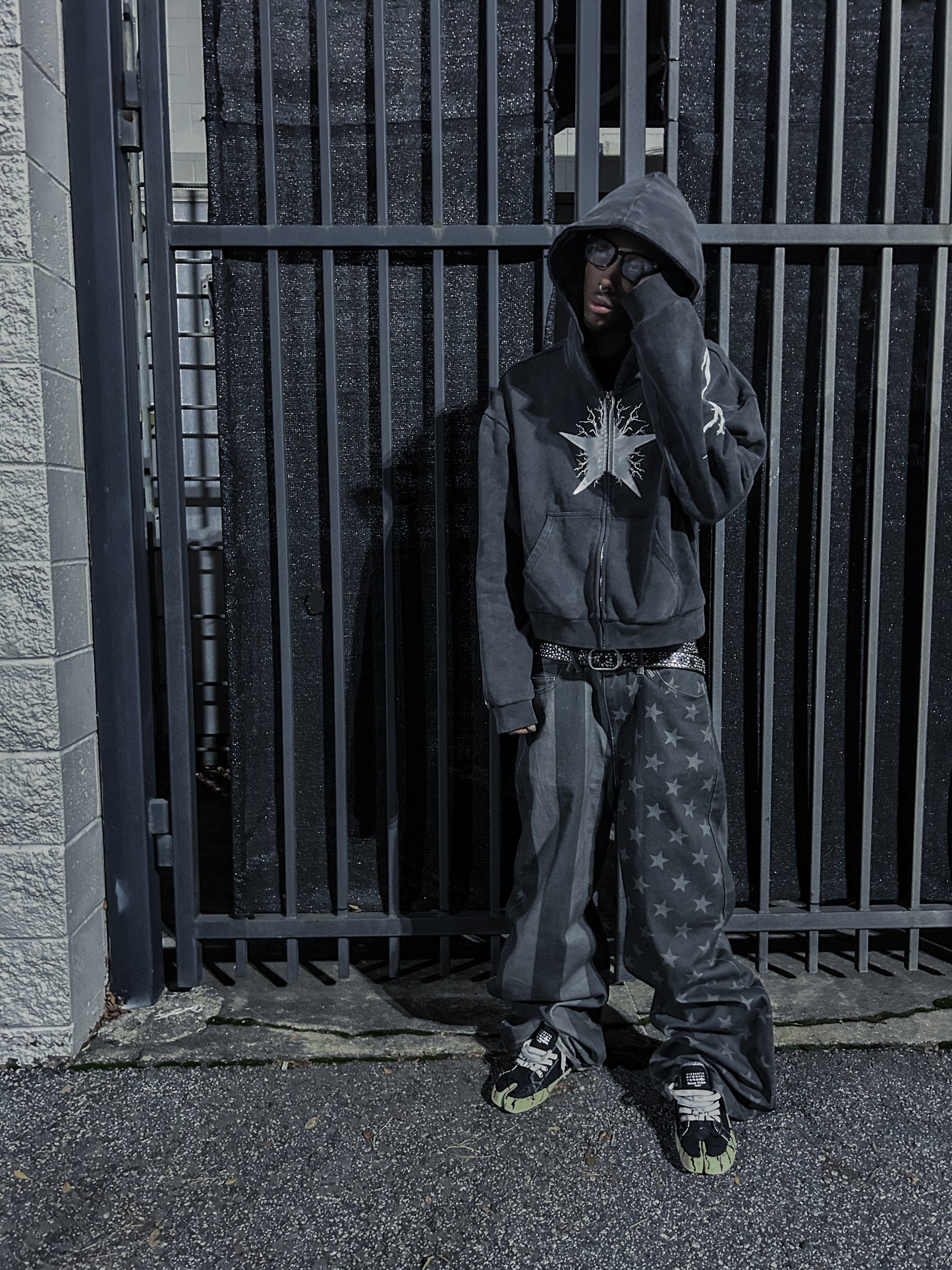 “ILLSTAR” HOODIE